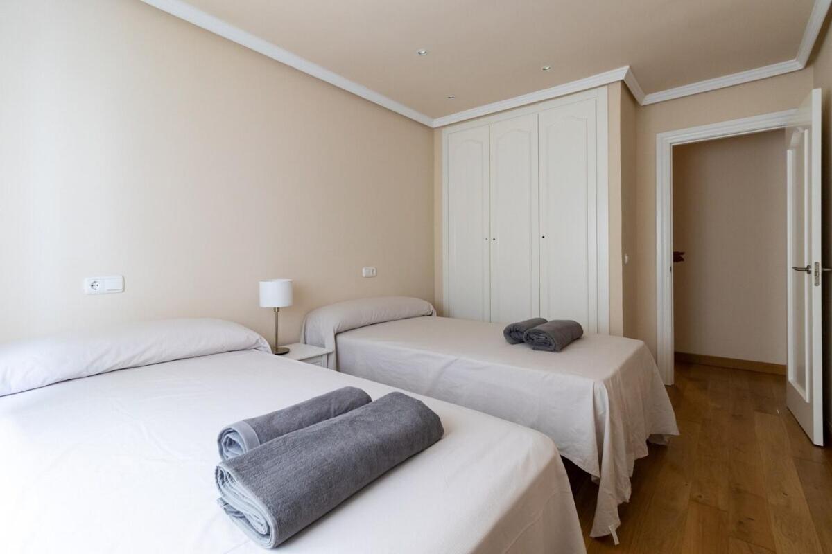 Apartamento Centro Gijon Con Parkingアパートメント エクステリア 写真